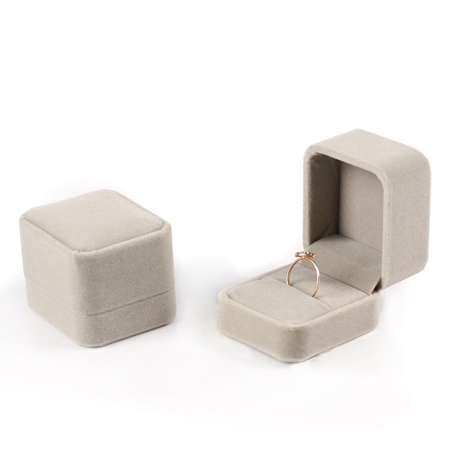 Flannel velvet jewellery ring box
